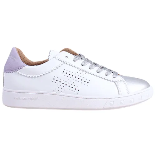 Another Trend Trainers<Ladies Trainers - A039 M5 - White/Silver