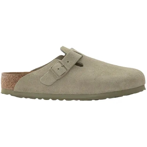 Birkenstock Sandals<Mens Suede Clogs - Boston - Khaki
