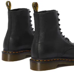 Dr. Martens Ladies Larger Sizes | Boots<8 Eye Boots - 1460 Pascal - Black