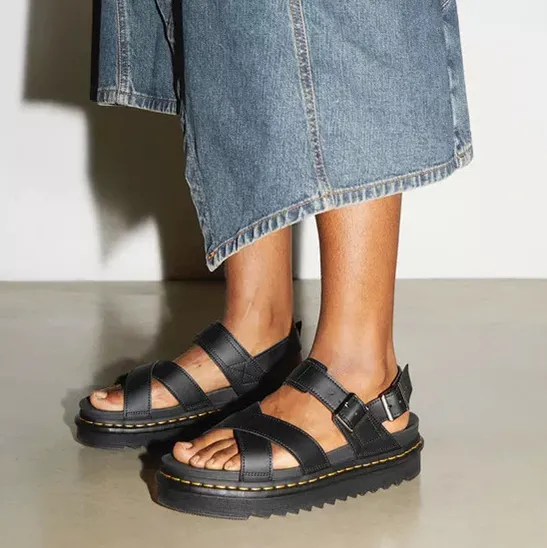 Dr. Martens Sandals<Dr.Martens Platform Sandals - Voss II - Black