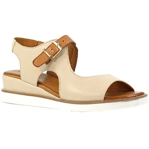 Lunar Sandals<Ladies Wedge Sandals - Spring - Beige