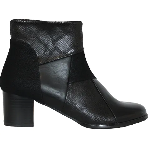 Redz Boots<Block Heeled Ankle Boots - CBN 1126 - Black